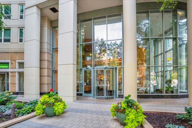 345 N La Salle Drive 3604, Chicago, IL 60654