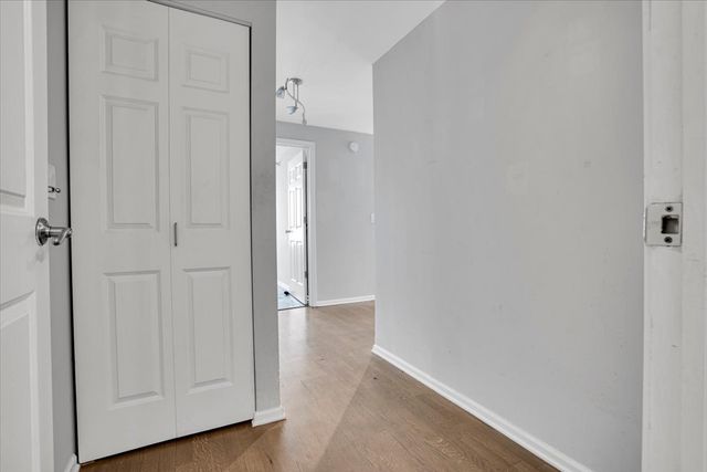 345 N La Salle Drive 3604, Chicago, IL 60654