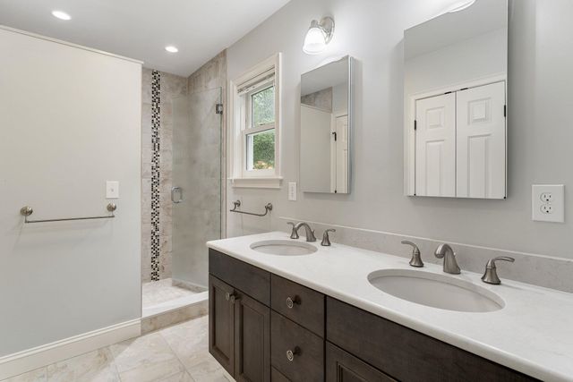 125 Shurtleff Lane, Woodstock, VT 05091