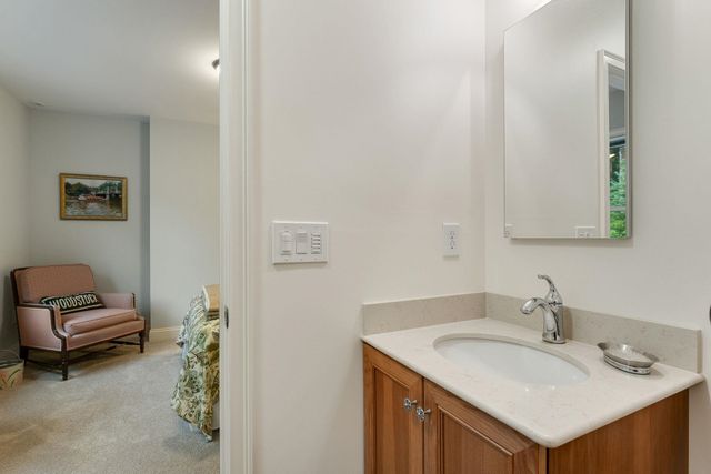 125 Shurtleff Lane, Woodstock, VT 05091