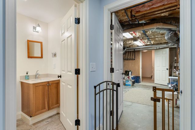 125 Shurtleff Lane, Woodstock, VT 05091