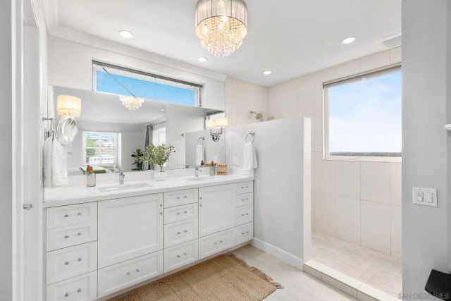 7953 Cinthia St, La Mesa, CA 91941