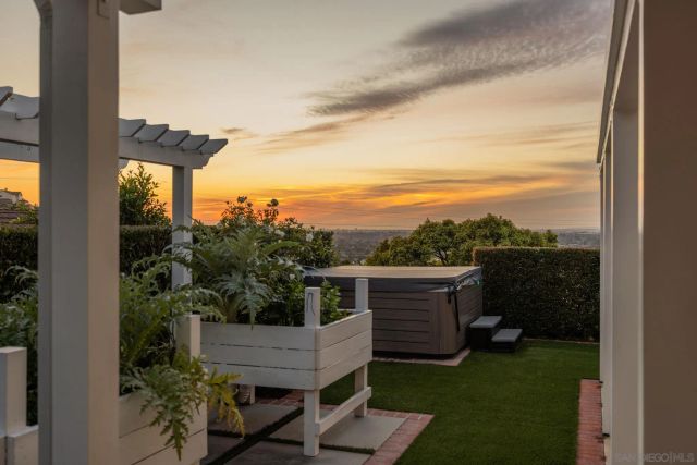 7953 Cinthia St, La Mesa, CA 91941