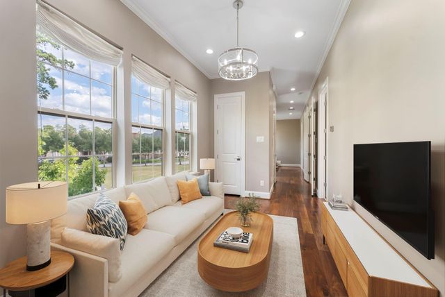 14 Jetty Point Drive, The Woodlands, TX 77380