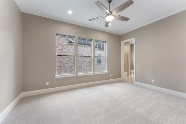 14 Jetty Point Drive, The Woodlands, TX 77380