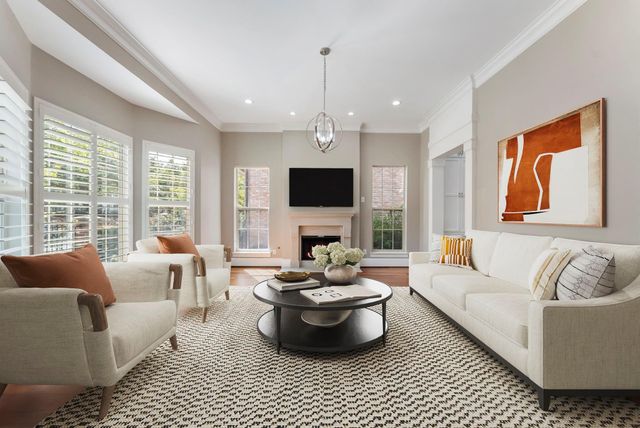 14 Jetty Point Drive, The Woodlands, TX 77380