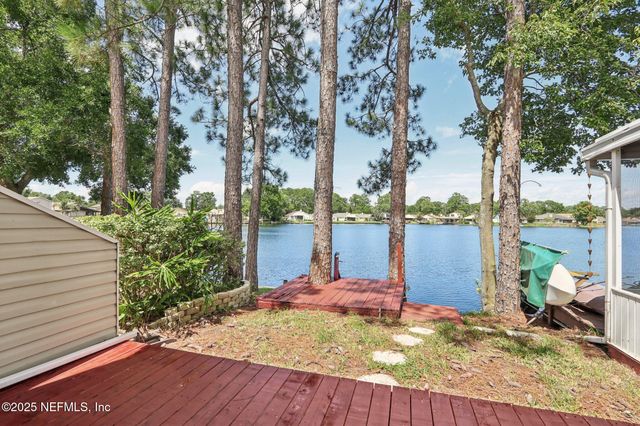 11286 LAKE MANDARIN Circle E, Jacksonville, FL 32223