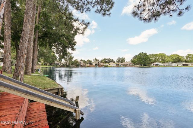 11286 LAKE MANDARIN Circle E, Jacksonville, FL 32223