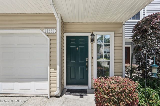 11286 LAKE MANDARIN Circle E, Jacksonville, FL 32223