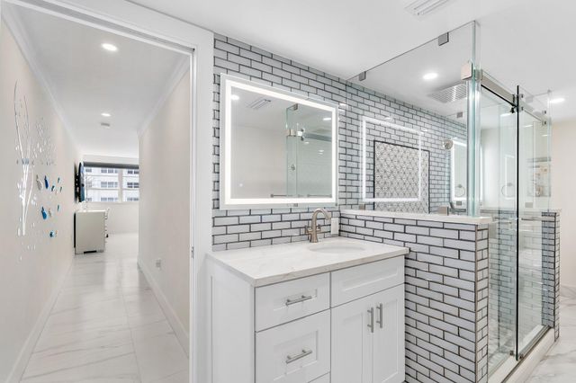 3430 GALT OCEAN Drive 808, Fort Lauderdale, FL 33308