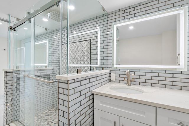 3430 GALT OCEAN Drive 808, Fort Lauderdale, FL 33308