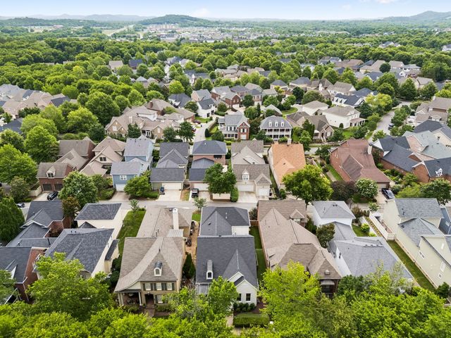 322 Starling Ln, Franklin, TN 37064