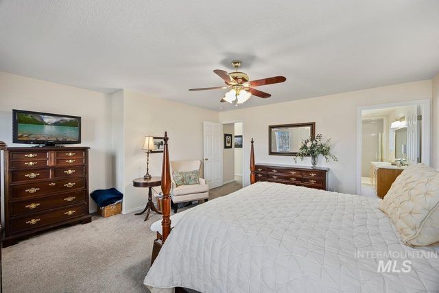 3018 Laurelwood Dr, Twin Falls, ID 83301