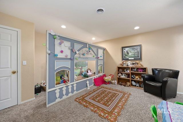 3018 Laurelwood Dr, Twin Falls, ID 83301
