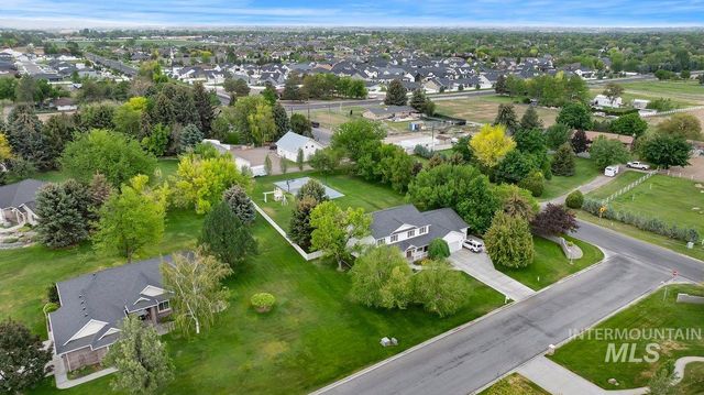 3018 Laurelwood Dr, Twin Falls, ID 83301