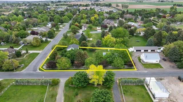 3018 Laurelwood Dr, Twin Falls, ID 83301