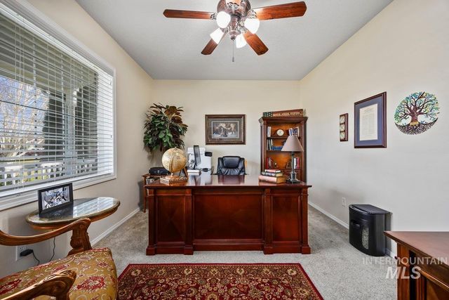 3018 Laurelwood Dr, Twin Falls, ID 83301