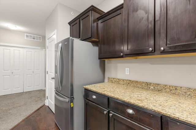8350 Ep True Parkway 2205, West Des Moines, IA 50266