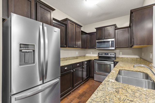 8350 Ep True Parkway 2205, West Des Moines, IA 50266
