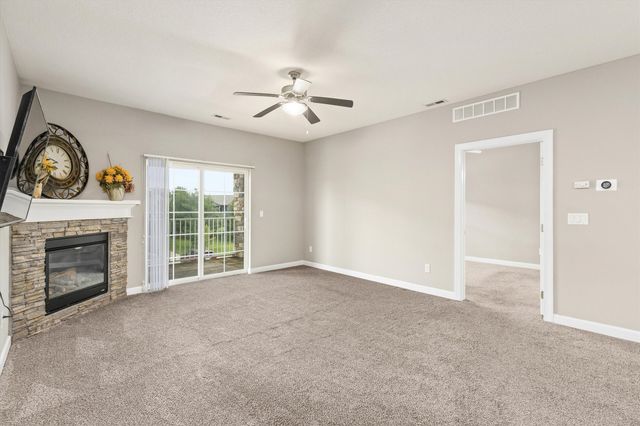 8350 Ep True Parkway 2205, West Des Moines, IA 50266