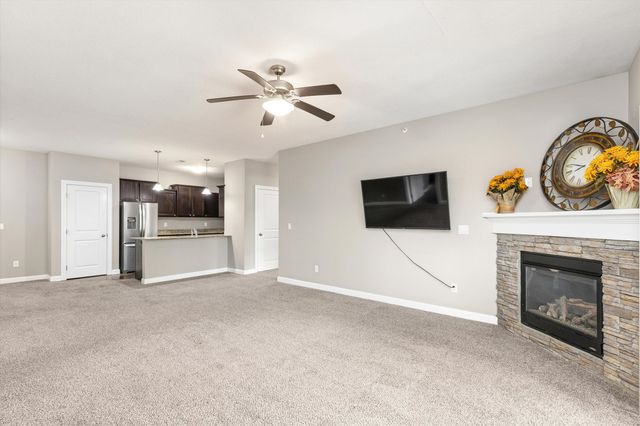 8350 Ep True Parkway 2205, West Des Moines, IA 50266