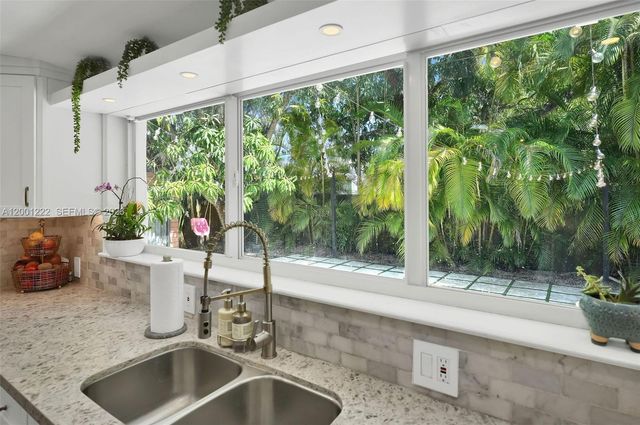 2311 SW 9th Ave, Miami, FL 33129