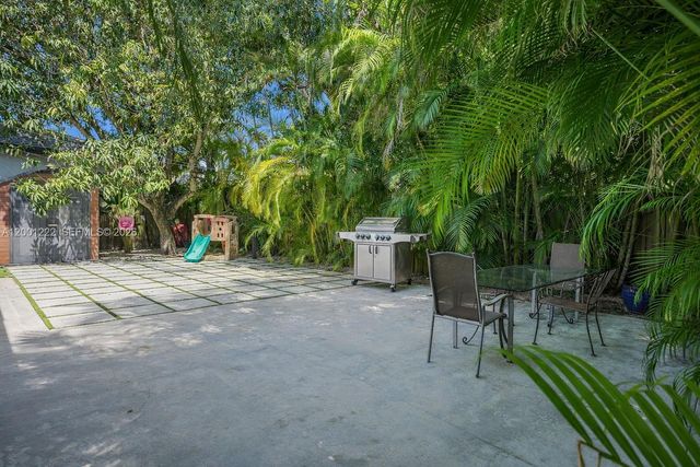 2311 SW 9th Ave, Miami, FL 33129