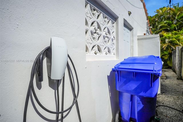 2311 SW 9th Ave, Miami, FL 33129