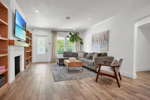 2311 SW 9th Ave, Miami, FL 33129