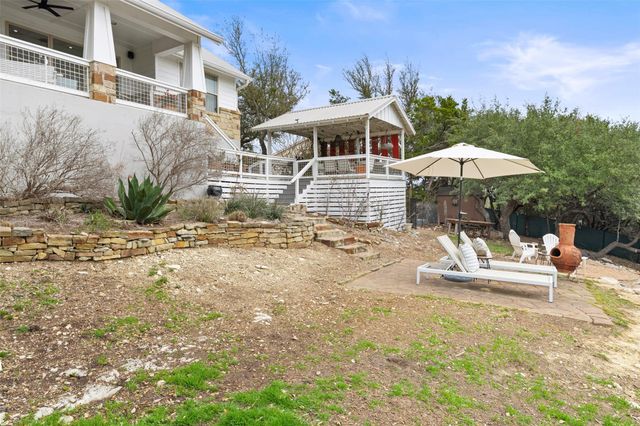 114 Crest View DR, Wimberley, TX 78676