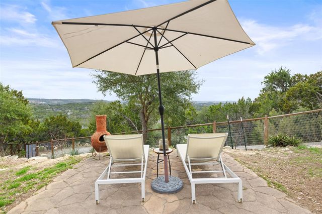 114 Crest View DR, Wimberley, TX 78676