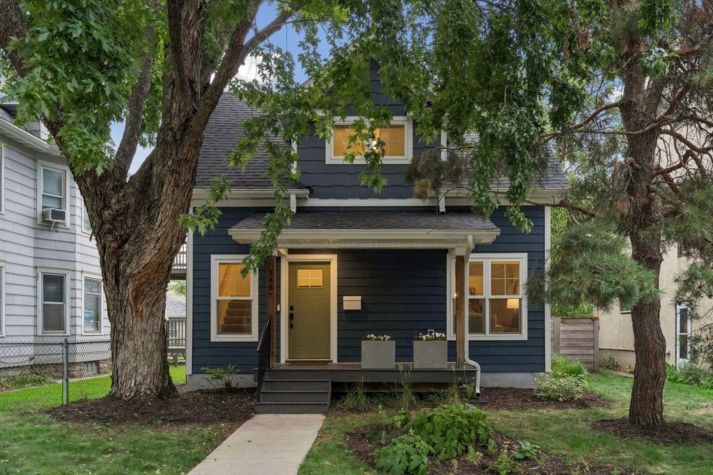 1407 Monroe Street NE, Minneapolis, MN 55413 — exterior