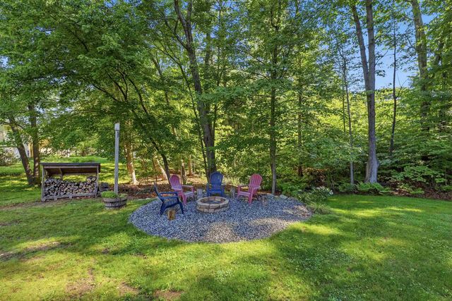 85 Belmont Drive, Merrimack, NH 03054