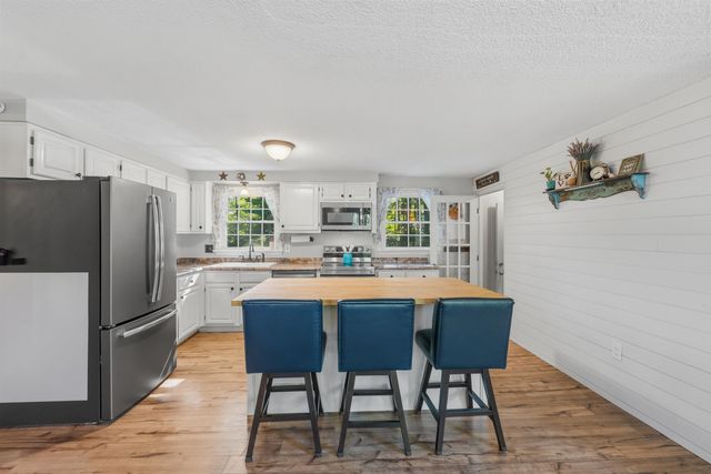 85 Belmont Drive, Merrimack, NH 03054
