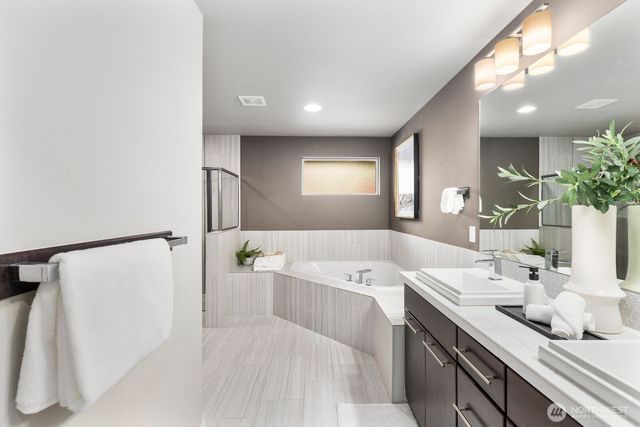 3725 200th Place SE, Bothell, WA 98012