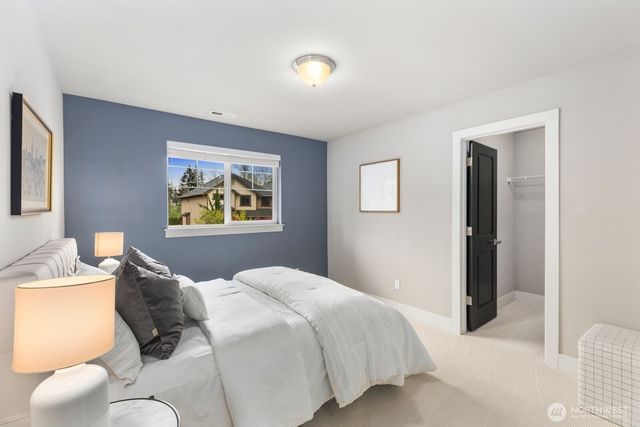 3725 200th Place SE, Bothell, WA 98012