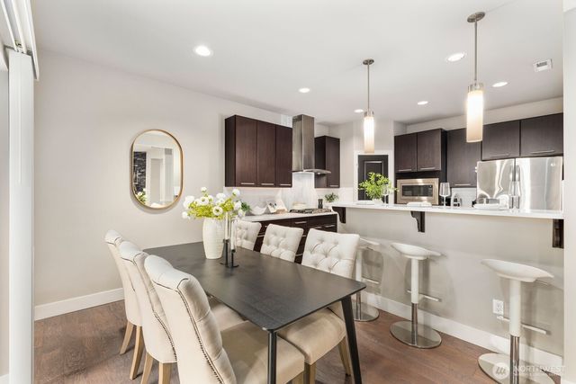 3725 200th Place SE, Bothell, WA 98012