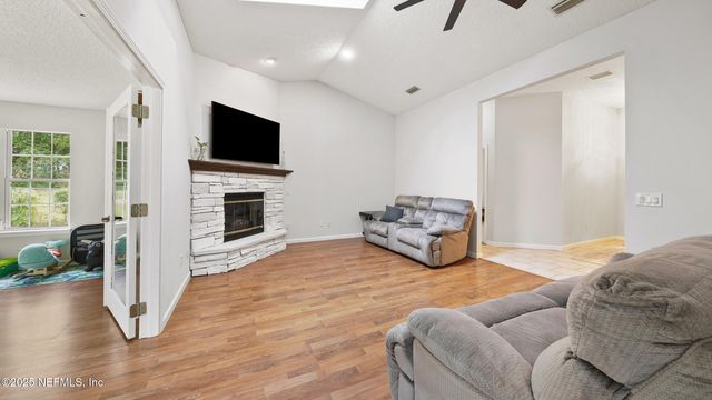 4410 TARRAGON Avenue, Middleburg, FL 32068