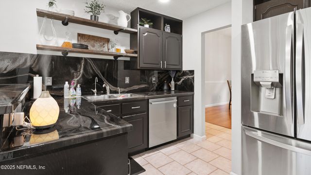 4410 TARRAGON Avenue, Middleburg, FL 32068