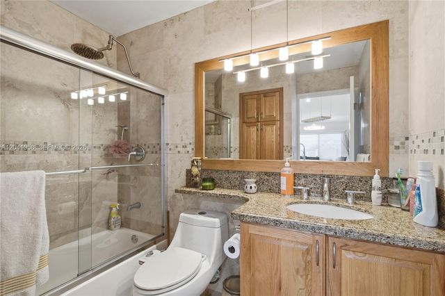 9622 SW 146th Ave, Miami, FL 33186