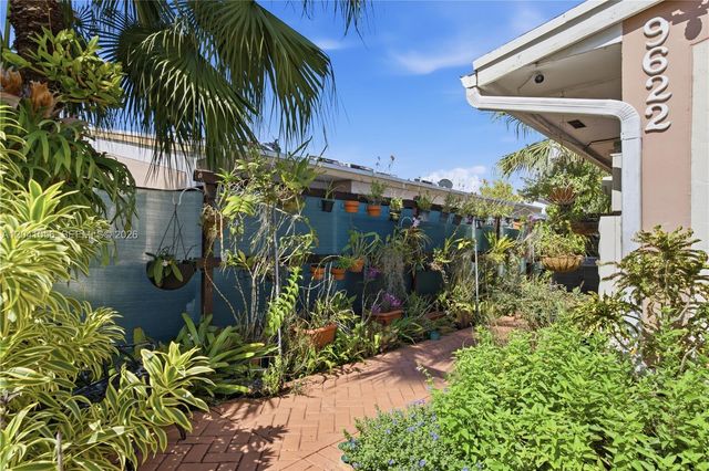 9622 SW 146th Ave, Miami, FL 33186