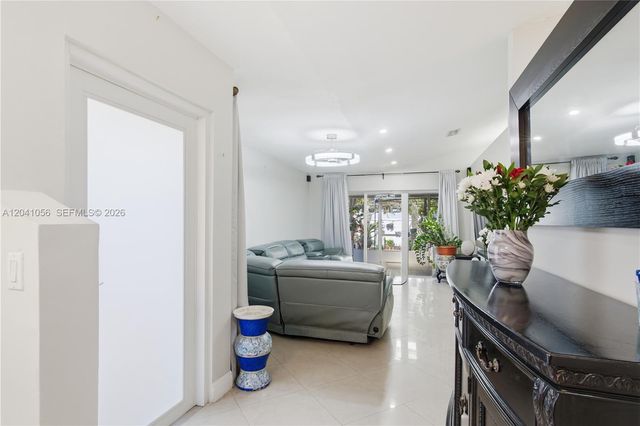 9622 SW 146th Ave, Miami, FL 33186