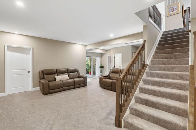 2176 Ridgeline Drive, Hebron, KY 41048