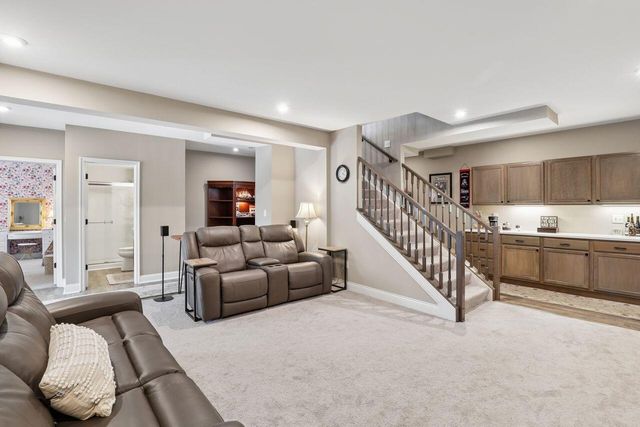 2176 Ridgeline Drive, Hebron, KY 41048