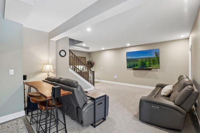 2176 Ridgeline Drive, Hebron, KY 41048