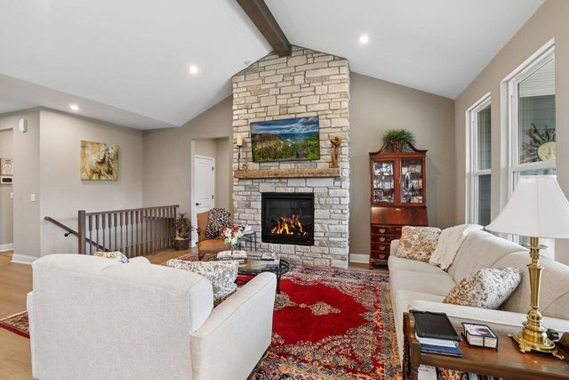 2176 Ridgeline Drive, Hebron, KY 41048