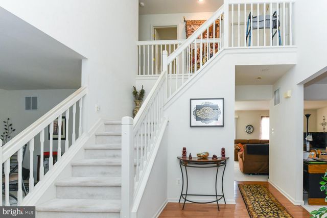 5 BROOKSTONE DR, Sicklerville, NJ 08081