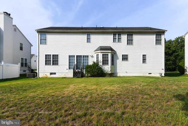 5 BROOKSTONE DR, Sicklerville, NJ 08081