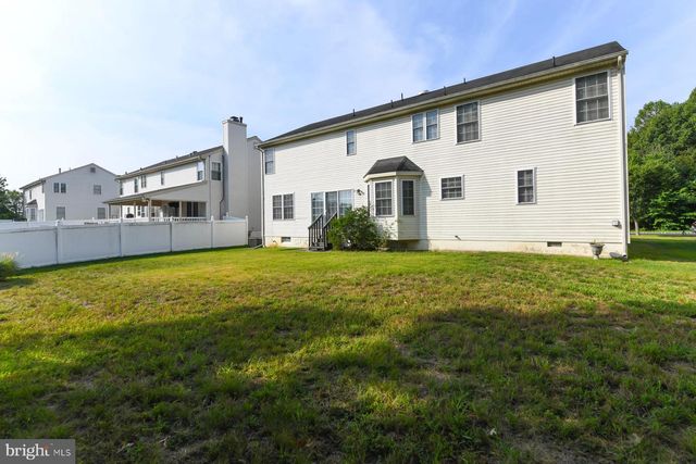 5 BROOKSTONE DR, Sicklerville, NJ 08081