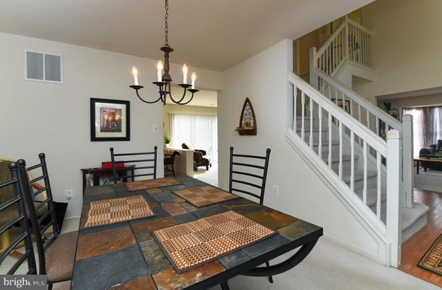 5 BROOKSTONE DR, Sicklerville, NJ 08081